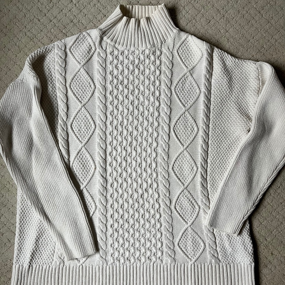 Womens Cream Cable Knit  Sweater fisherman Chunky Knit Cozy Winter Cottagecore M
